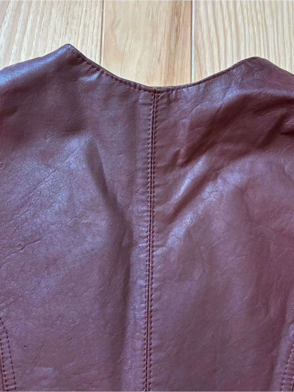 Vintage leather snap